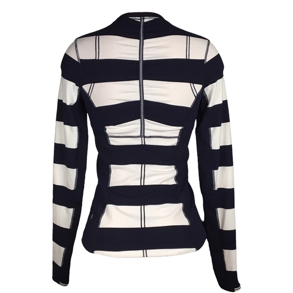 EUC LULULEMON Run Switchback Long Sleeve Navy White Stripe Shirt Size 4 - Picture 5 of 11